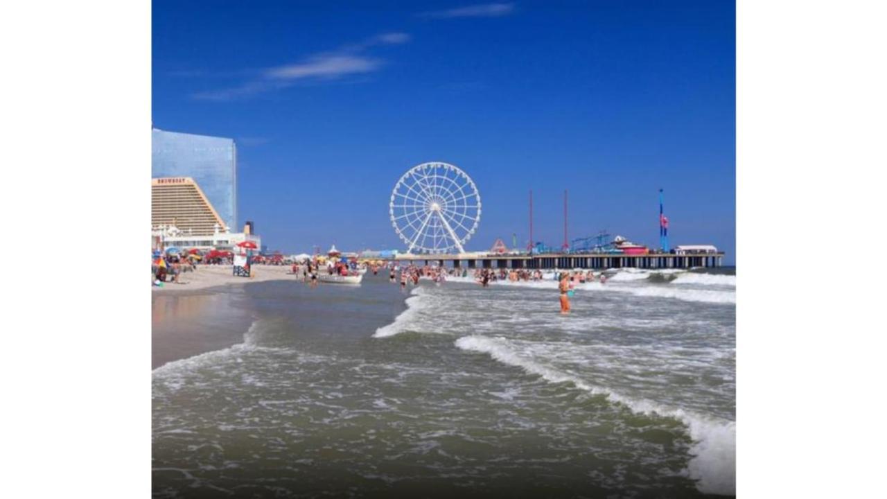 Sleep 6 Stylish 1br 2ba Beachfront Cozysuites Apartment Atlantic City